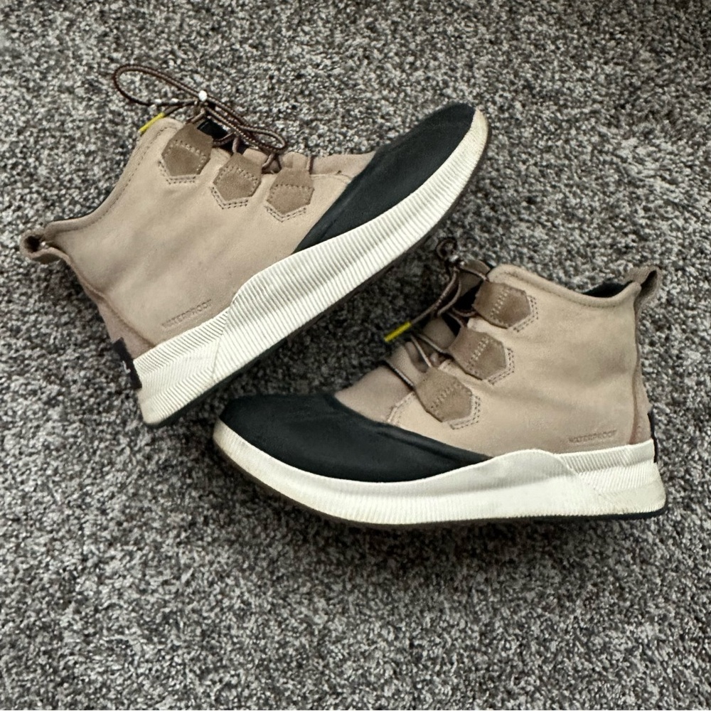 SOREL Out N About III Waterproof Boots